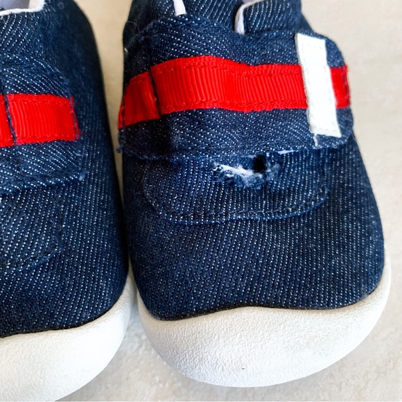 Unknown • Slip-On Shoes - Picture 3 of 4